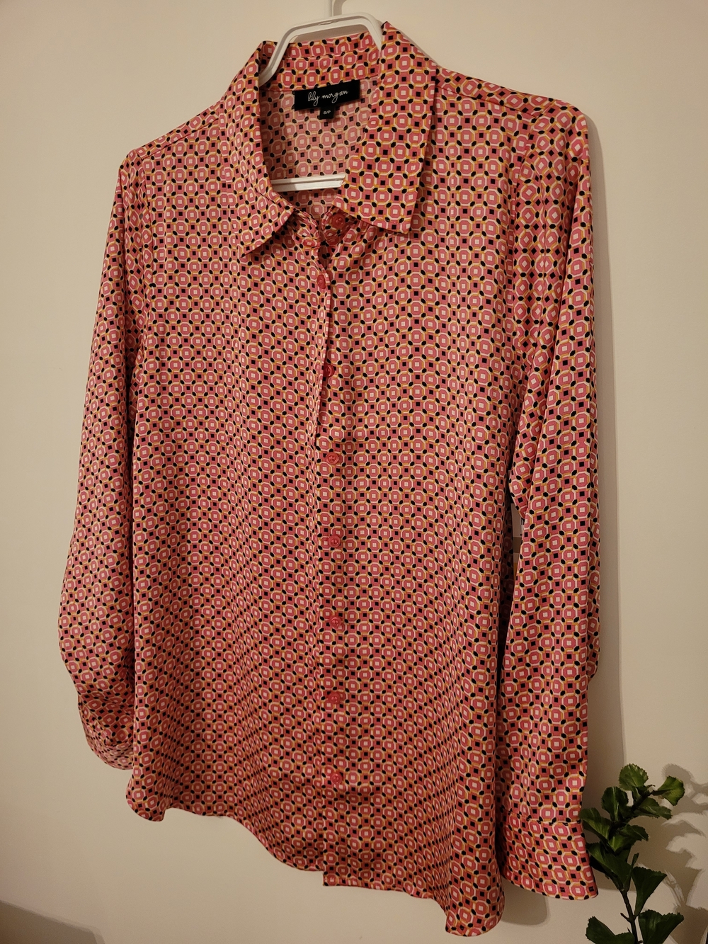 Lily Morgan Pink Geometric Button-Up Blouse